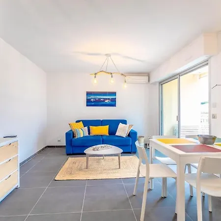 Beautiful With Balcony And Pool Tropez Saint-Tropez