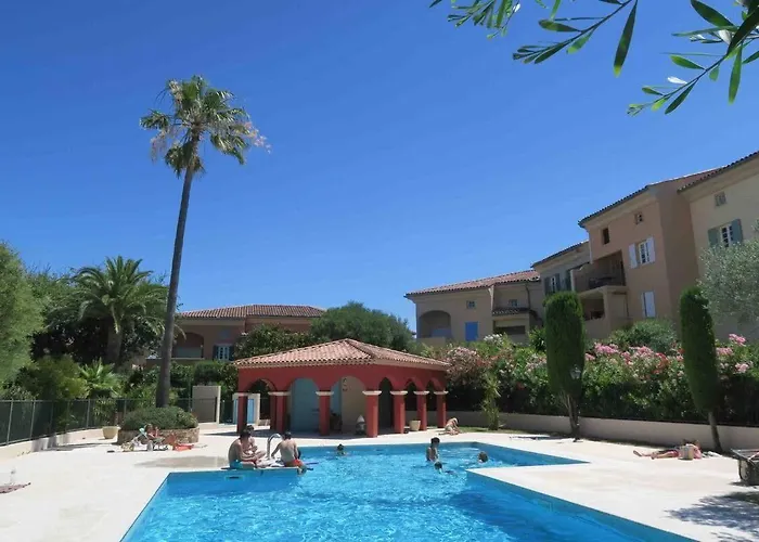 Le Clos L Pool & Balcony L Shellter 아파트 *