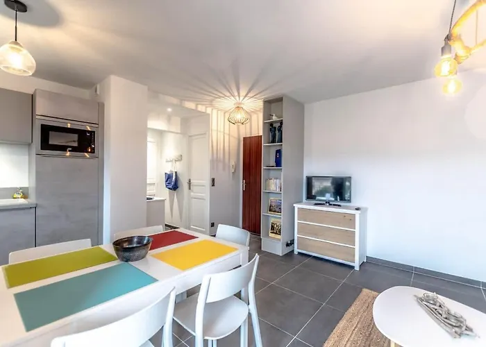 Le Clos L Pool & Balcony L Shellter Saint-Tropez